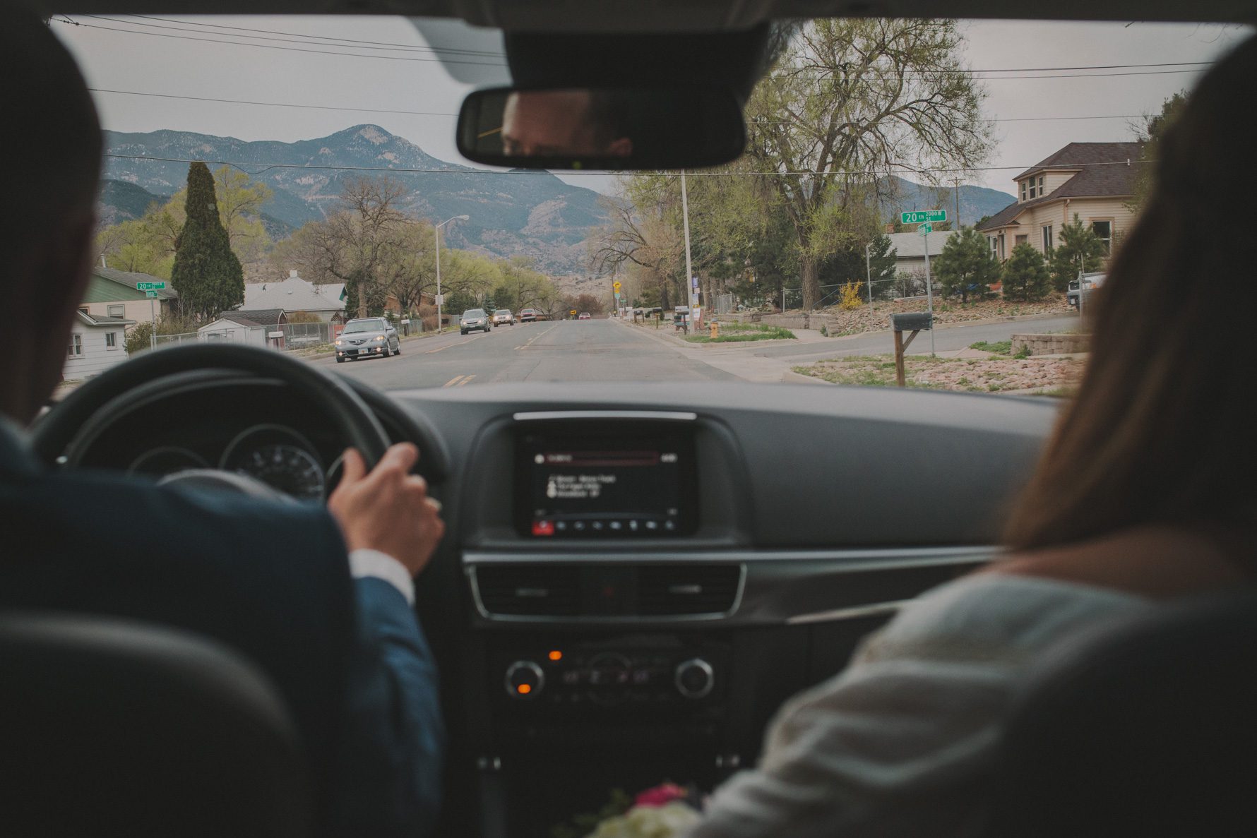 Garden-of-the-Gods-Colorado-Springs-Elopement-24