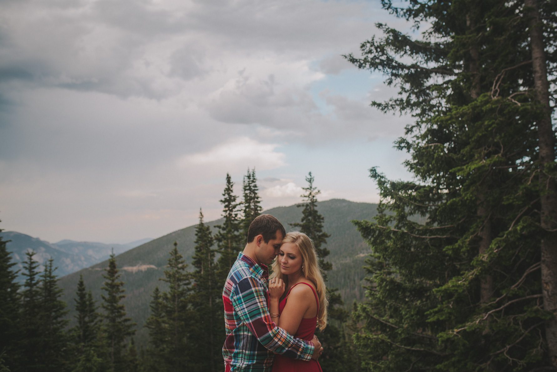 Rocky-Mountain-National-Park-Colorado-Engagement-6