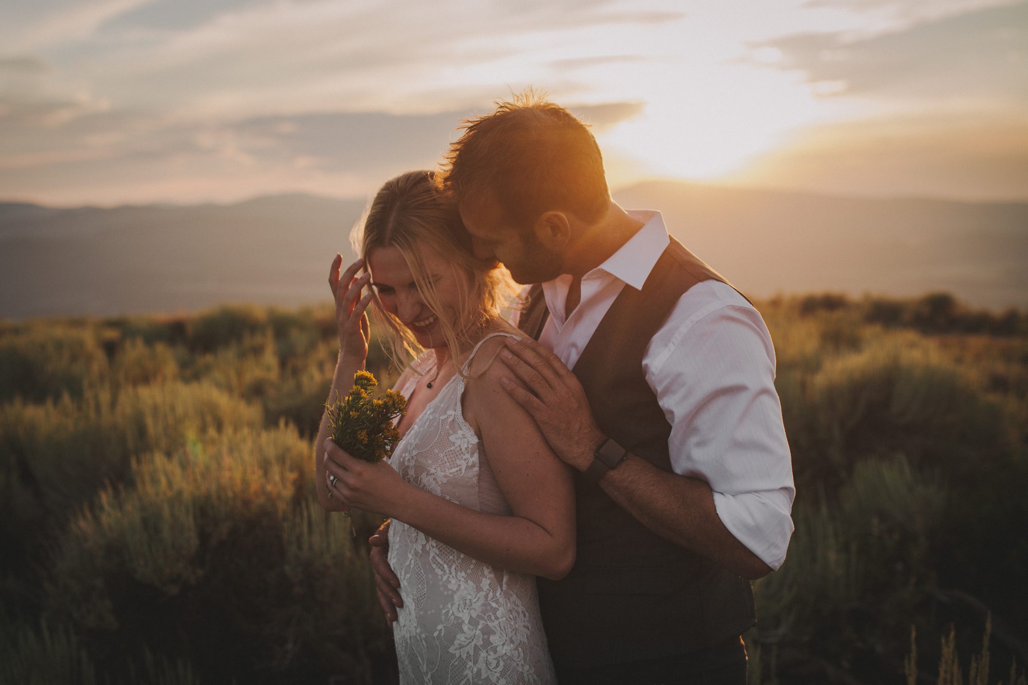 Check out this absolutely stunning Aspen, Colorado Adventurous Elopement. This beautiful couple hiked to some of the groom's favorite childhood spots for their photos. Remarkable photography in Aspen, Colorado and so incredibly intimate for the bride and groom.